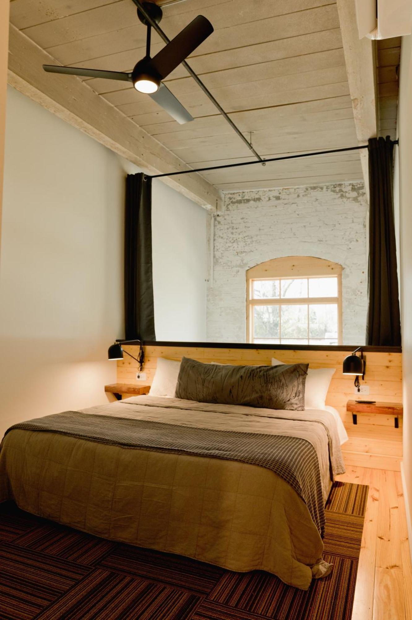 Loom Room Retreat Dalton Bagian luar foto